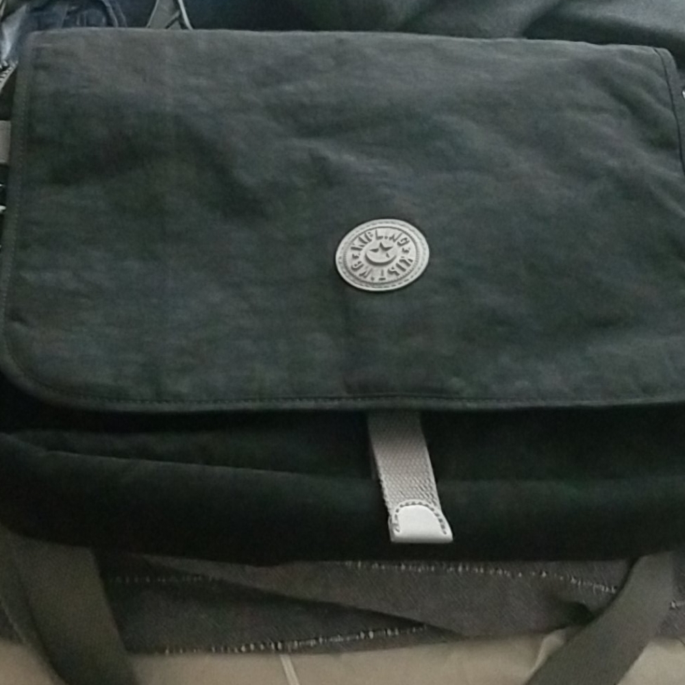 Laptop bag